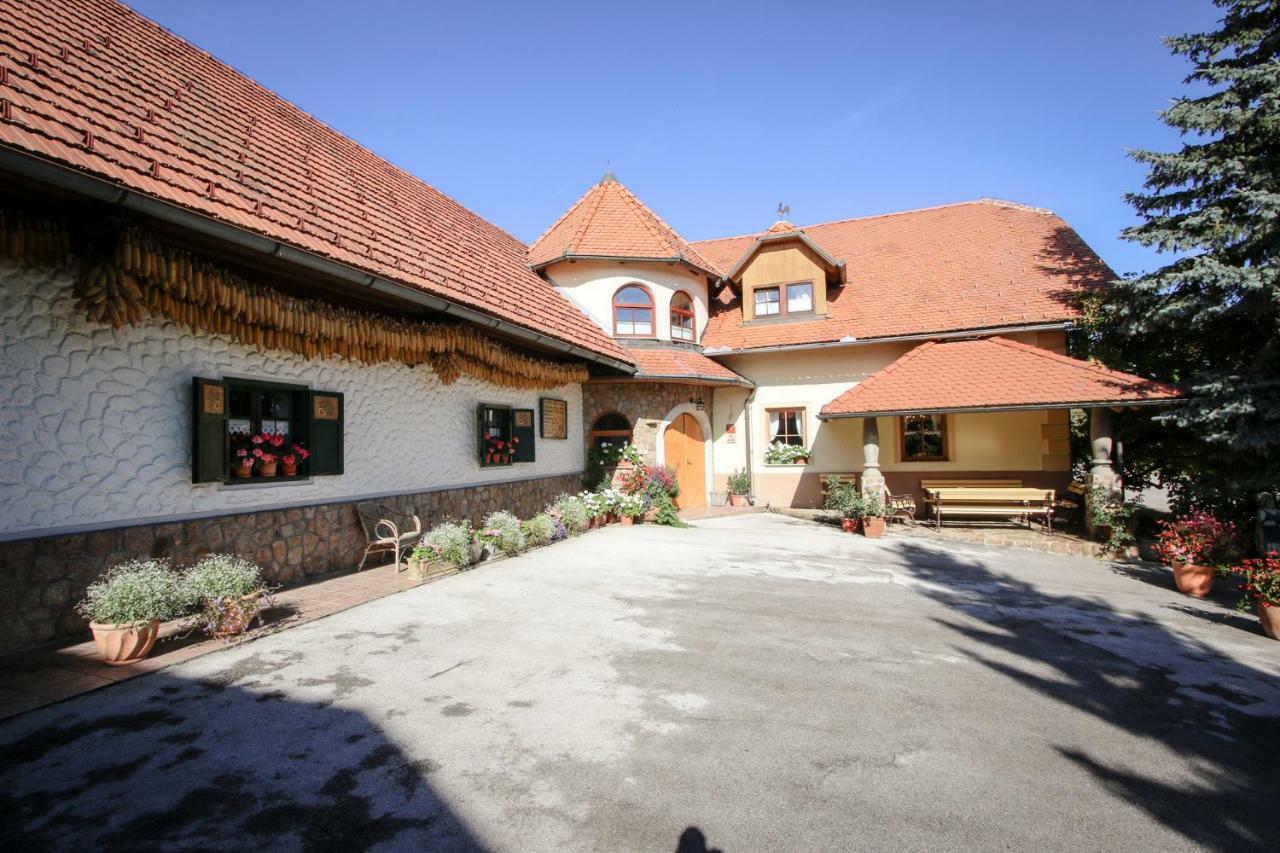 Hotel Moj Dom-Toplak Jursinci Exterior foto